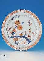 GROßE PLATTE, CHINA, 18. JH., PORZELLAN, BLUMENDEKOR, GOLDSTAFFAGE, D. 43 CM