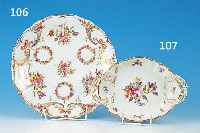 ZIERSCHALE, NYMPHENBURG, UM 1925/30, PORZELLAN, BUNTE BEMALUNG, BLUMENBOUQUET U. STREUBLüMCHEN, TEILRELIEFIERTE HENKEL MIT ...