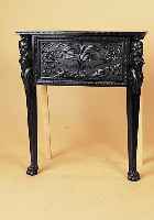 Wandkonsole, deutsch, um 1890, Holz schwarz gebeizt, reich geschnitzt, ca. 75 x 63 x 28 cm