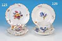 GEDECK, MEISSEN, 2. H. 20. JH., 2. WAHL, PORZELLAN, BUNTE BLUMENMALEREI, BOUQUETS U. STREUBLüMCHEN, TASSENH. 6,5 CM, D. 9 CM