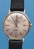 MOVADO HERRENARMBANDUHR KINGMATIC, REF.-NR. 59151/98, SCHWEIZ UM 1964, GG-AUFLAGE 40 MI- CRON, EDELST.-SCHR.-BODEN, 28 ST., ZENTRALRO- TOR, KAL. ...
