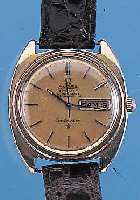 OMEGA HERRENARMBANDUHR CONSTELLATION, REF.- NR. 168019, SCHWEIZ UM 1969, EDELST. M. GG- HAUBE, BODEN GESCHR., TAG U. DATUM, SCHNELL- KORREKTUR, ...