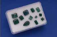 LOT SMARAGDE ZUS. 12.49 CT, M. KERBEN