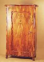 SCHRANK, ÖSTERREICH, UM 1860, NUßBAUMFURNIER, TIEFE KASSETTE, AUFGEARBEITET,172 X 102 X 49.5 CM