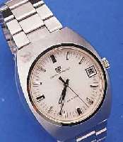 GIRARD PERREGAUX HERRENARMBANDUHR, HIGH-TECH-QUARTZWERK M. SEK.-TAKT U. DAT., UNGETR. LAGERWARE NACH GESCHäFTSAUFG., EDELSTAHL, ...