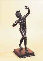GROßE BRONZEFIGUR, ITALIEN, UM 1900, SATYR, NACH POMPEIJANISCHEM VORBILD, H. CA. 82 CM