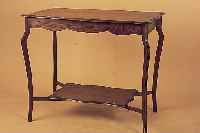 Tisch, England, um 1900, Eiche furniert, ca. 75 x 90 x 57 cm
