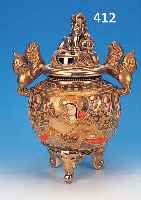 DECKELVASE, JAPAN, 30ER JAHRE, SATSUMA, FEINSTEINGUT, REICH BUNT BEMALT UND VERGOLDET,DECKEL MIT DURCHBRUCHARBEIT, HENKEL UND ...