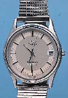 OMEGA HERRENARMBANDUHR SEAMASTER QUARTZ, REF.-NR. 196,0216, SCHWEIZ UM 1984, EDELST., FLACHE GESAMTAUSF., BODEN GEDR., NEUTR. EDEL- ST.-BAND, ...