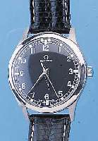 OMEGA HERRENARMBANDUHR, REF.-NR. 2622-2, SCHWEIZ UM 1960, EDELST., BODEN GESCHR., KRONENEUTR., BLATT IM FLIEGERDESIGN REST., WERK VERG., 17 ...