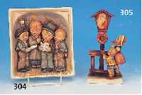 SKULPTUR, HUMMEL, 30ER JAHRE, STEINGUT, BETENDES KINDERPAAR VOR MARTERL, BEMALT, H. 17 CM