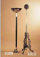 PETROLEUMLAMPE, DEUTSCH, DAT. 1886, BRONZEGUß, REICH VERZIERT, BRENNER UND AUF- BAU FEHLEN, L. ALTERSSPUREN, H. CA. 180 CM, ...