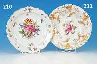 ZIERTELLER, MEISSEN, MARCOLINI, UM 1780/90, PORZELLAN, BUNTE BEMALUNG AUßERHALB DER MANU- FAKTUR (UM 1870/80), MITTIG GR. BLUMENBOUQUET,AM RAND ...
