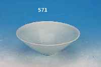 SCHALE, CHINA, SONG-DYNASTIE, 12.-13. JH., PROTO-PORZELLAN, GEKäMMTER DEKOR MIT FISCHEN, SELADONGLASUR, H. CA. 6 CM, D. CA. 17 CM