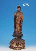 BUDDHASKULPTUR AUF LOTUSBLüTE, JAPAN, UM 1800, HOLZ GESCHNITZT, SOCKEL UM 1870, BEMALT, FINGER ABGEBROCHEN, EINIGE BLüTENBLäTTER FEHLEN, ...