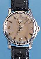 LONGINES HERRENARMBANDUHR, REF.-NR. 7177/2/ 360, SCHWEIZ UM 1960, EDELST., BODEN GESCHR., AUSSER LEDERB. ORIG.-ZUSTAND, BLATT U. ZEIGER ALTERSBED. ...