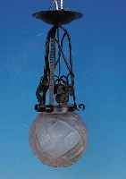 DECKENLAMPE, MULLER FRES, 30ER JAHRE, PREßGLAS, SCHMIEDEEIS. FASSUNG, H. CA. 40 CM, FASSUNG VERM. SPäTER, GLAS AM RAND L. BEST., KAUM ...