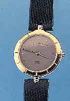 PIERRE CARDIN DAMENARMBANDUHR CHROMACHRON, REF.-NR. ET2/MR0, SCHWEIZ UM 1988, EDELST., KRONE U. LüNETTE HART VERG., BODEN GEDR., MI- ...