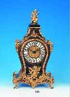 PRUNKPENDULE, FRANKREICH, UM 1820, GESAMTES GEHäUSE, EINSCHLIESSLICH DAZU GEHöREN- DER KONSOLE IN REPRäSENTATIVER U. ELEGANTER ...