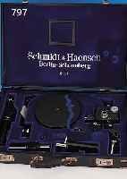 UNIVERSALPHOTOMETER NACH BECHSTEIN, FIRMA SCHMIDT & HAENSCH BERLIN, IM ORIGINALKOFFER, DIENT ZUR MESSUNG VON LICHT- UND ...