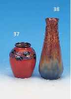 JUGENDSTILVASE, KERAMIKWERKE KANDERN, UM 1914, KERMAMIK, BUNT STAFFIERT, H. 11.5 CM, AM UNTEREN RAND MIN. BEST.
