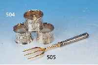 DREI SERVIETTENRINGE, NOELL/BINDER UND MOSGAU UM 1900, SILBER, MONOGRAMMIERT, GRAVIERT, H. CA. 4 CM, VERSCHIEDEN