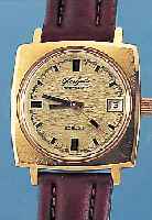 GLASHÜTTE HERRENARMBANDUHR SPEZIMATIC, DEUTSCHLAND UM 1974, METALL HARTVERG., CARREE-CAMBRE-FORM, EDELST.-BODEN GEDR., 26 ST., LE- DERBAND ...