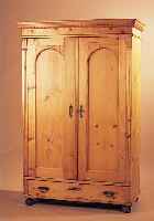 SCHRANK, SüDDEUTSCH, UM 1880/90, WEICHHOLZ, OHNE INNENEINRICHTUNG, MIT SCHUBLADE, ALTERS- SCHäDEN, 173 X 112 X 53 CM