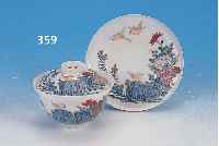 ZWEI DECKELGEFäßE, JAPAN, WOHL FUKAGAWA, UM 1900, EIERSCHALENPORZELLAN, H. CA. 8 CM, MIT DECKELN UND UNTERTELLERN, SEHR SCHöNE BEMALUNG, ...