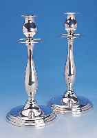 KERZENLEUCHTERPAAR, 925ER SILBER, BODENPLATTE, UNGEFüLLT, MIN. VERBEULT, H CA. 34.5 CM, ZUS. CA. 1535 G