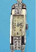 ARSA DAMENARMBANDUHR ART DECO, SCHWEIZ UM 1935, PLATIN, AUFWEND. GEH., LüNETTE ZU DEN BANDANST. U. SCHARNIERBANDANST. M. 32 ALTSCHL.DIAMANTEN ...