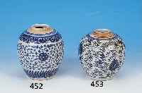 GEFäß, CHINA, MING-DYNASTIE, UM 1650, PORZELLAN, REICHE FLORALE BLAUMALEREI UNTER DER GLASUR, H. CA. 13 CM