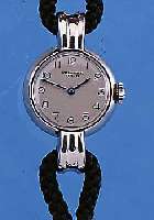 IWC DAMENARMBANDUHR, REF.-NR. 1156341, SCHWEIZ UM 1945, EDELST., UNGETR. LAGERW., ORIG.-KORDELB. M. VERCHR. KLAPPSCHL., VERS. BLATT, GEBL. ...