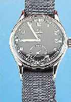OMEGA MILITäRARMBANDUHR, REF.-NR. 10666720, SCHWEIZ UM 1949, EDELST., BODEN GESCHR., LT. RüCKS. GRAV. FüR DIE BRIT. ARMEE, BLATT ...