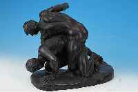BRONZEFIGUR, SIGN. ROULANDS, UM 1880/90, ZWEI RöMISCHE RINGER BEIM KAMPF, NACH ANTIKEM VORBILD, H. CA. 38 CM, L. 47 CM