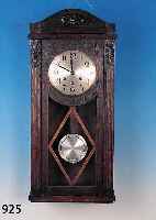 WANDUHR, MIT WESTMINSTERSCHLAG, DEUTSCH, UM 1920/30, VERZIERTES U. GESCHNITZTES EICHEN- HOLZGEHäUSE, SCHWUNGBEREICH DES PENDELS VER- GLAST MIT ...