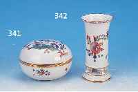 DECKELDOSE, MEISSEN, 1. WAHL, 60ER JAHRE, PORZELLAN, H. 8 CM, D. 13 CM, KAKIMONDEKOR MITVöGEL, GOLDRäNDER
