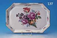 TABLETT, MEISSEN, 1774 - 1814, PORZELLAN, 34.5 X 23 CM, RESTAURIERTE BRUCHSTELLEN, SEHR SCHöNE BLUMENBOUQUETMALEREI, GOLD- RAND, ...
