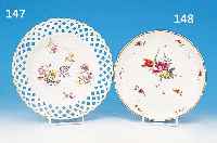 TELLER, MEISSEN, UM 1740, RAND DURCHBRUCHARBEIT, BLUMENDEKOR, GOLDSTAFFAGE, BERIEBEN, ALTERS- U. GEBRAUCHS- SPUREN, ...