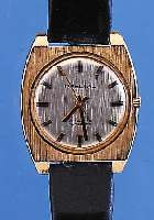 PREDIAL HERRENARMBANDUHR, SCHWEIZ/DEUTSCH- LAND UM 1968, GG 585/000, BODEN GEDR., LüNET- TE U. BLATT MATT., LEDERB. SEK., RUNDANKERW., 17 ST., ...