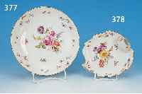 RUNDE SCHüSSEL, MEISSEN, UM 1870, 1. WAHL, PORZELLAN, SEHR FEIN BEMALT MIT BLUMENBOUQUET,STREUBLUMEN, INSEKTEN UND SCHMETTERLINGEN, GOLDRAND, ...