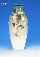 VASE, KPM, UM 1900, PORZELLAN, AUßERHALB DER MANUFAKTUR BEMALT VON P. MIETHE,SIGN., FEINE BUNTE MALEREI VON AUßERORDENTLICHHOHER ...
