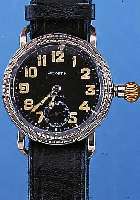 ZENITH FLIEGERARMBANDUHR SPEZIAL, REF.-NR. 8104218, SCHWEIZ UM 1935, NICKEL-SCHR.-GEH., SCHW. EMAILBL. REP. BEI 11, LüNETTE M. INNEN- ZEIGER ...