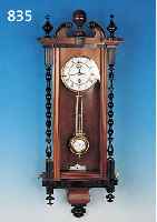 WANDUHR, DT., UM 1880, VERZIERTES HOLZGE- HäUSE, SCHWARZ ABGESETZT, ZWEI SEITLICHE GE- DREHTE VOLLSäULEN, ORIGN.-AUFSATZ, DREISEITIG VERGLAST, ...