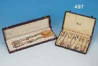 6 KAFFEELöFFEL UND ZUCKERZANGE, BIRMINGHAM, UM 1900, SILBER, L. CA. 11 CM, IM ORIG. ETUI