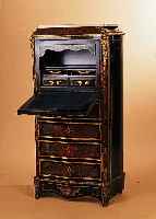 STANDSEKRETäR, FRANKREICH, UM 1870/80 , HOLZ MIT Z.T. SCHILDPATTAUFLAGEN UND MESSING- INTARSIEN IN BOULLE-TECHNIK, INNENEINRICHTUNG ...