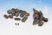 42 SCHMUCKELEMENTE AUS VERGOLDETER BRONZE, HAN-DYNASTIE, 206 V.-220 N. CHR., WOHL KOMPL. SCHMUCKBESATZ FüR EIN PFERDEZAUMZEUG, FüNF ...