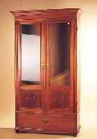 SCHRANK, JUGENDSTIL, UM 1900/10 , NUßBAUMFURNIER, Z.T. MASSIV, GESCHNITZTE KASSETTEN, SOCKELSCHUB, INNENEINRICHTUNG, 204 X 117 X ...