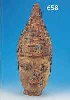 KOPF EINES BUDDHAS, HOLZ GESCHNITZT, RESTE EHEMALIGER BUNTER STAFFAGE, H. CA. 49,5 CM