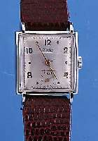 KONVOLUT: 2 WATEX ARMBANDUHREN, UNGETR. LA- GERW., UM 1941, BEIDE METALL HART VERCHR., EDELST.-BöDEN GEDR., VERS. ORIG.-BLäTTER ALTERSBED. ...